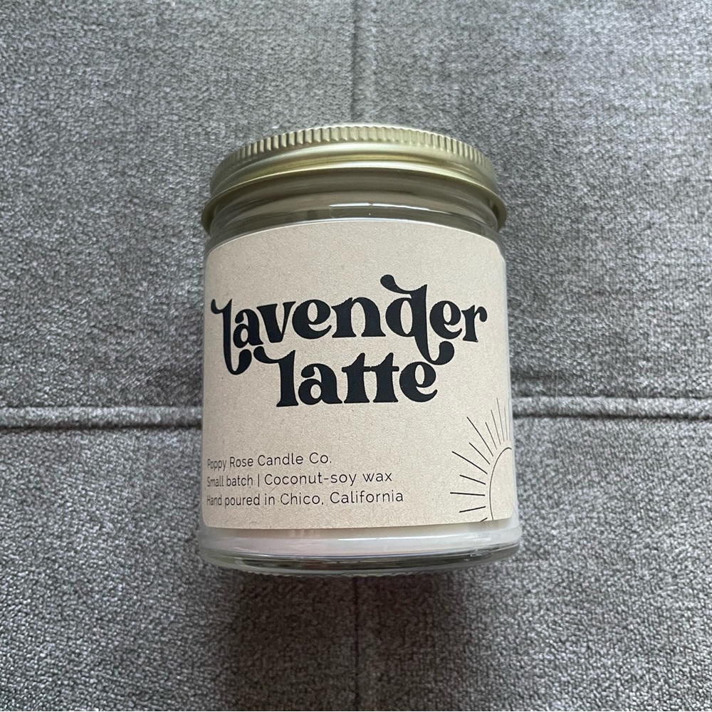 Poppy Rose Candle Co lavender latte candle